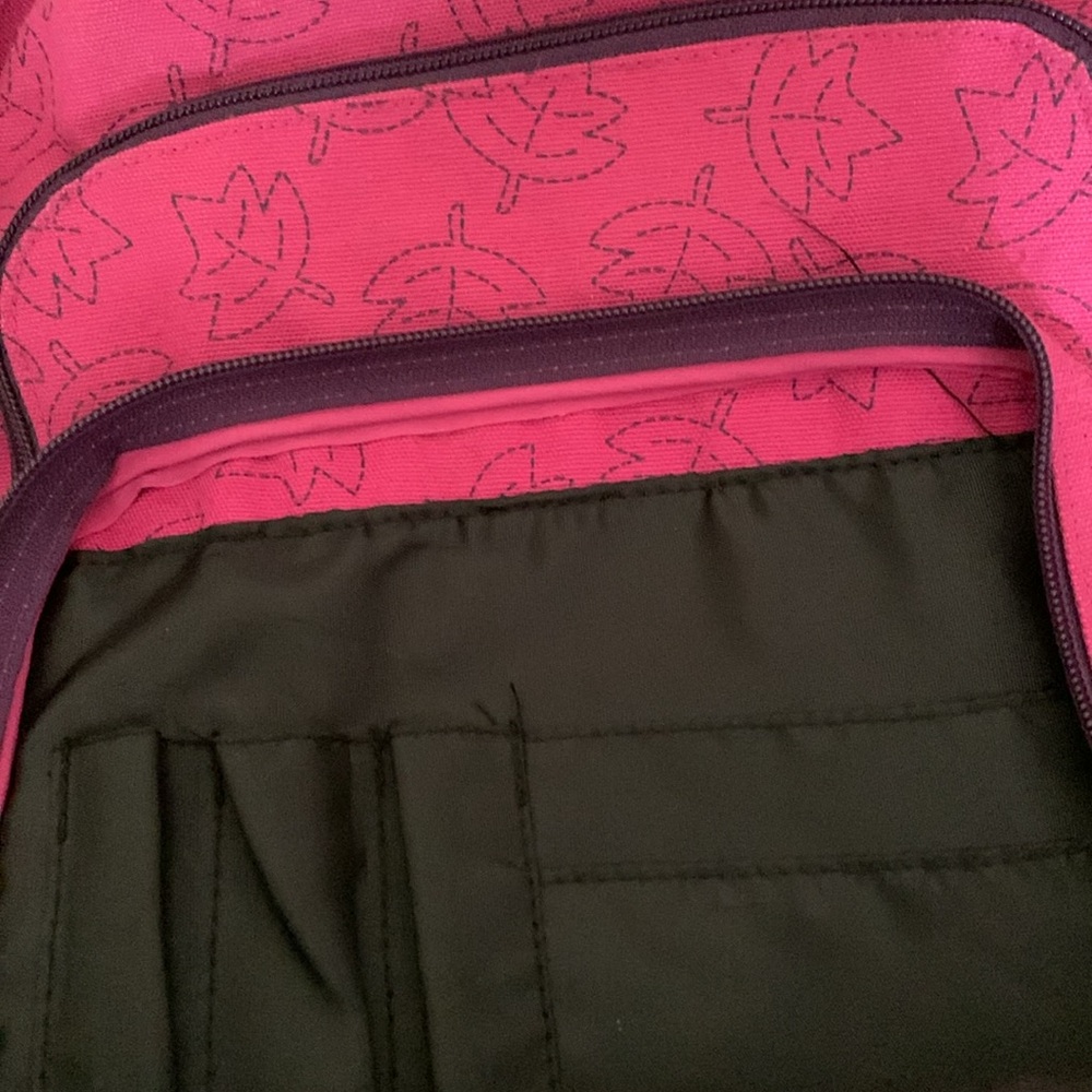 Children’s Pooh themed backpack - Picture 6 of 6